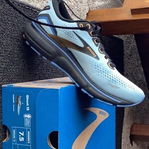 Brooks Ghost 15 running shoes